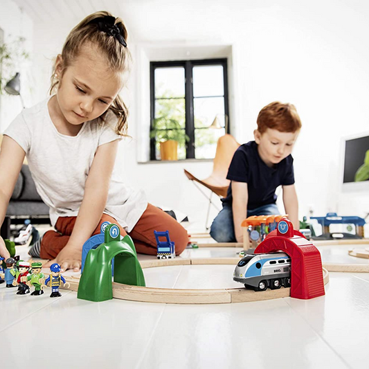 BRIO 33873 Smart Engine Set with Action Tunnels - WERONE