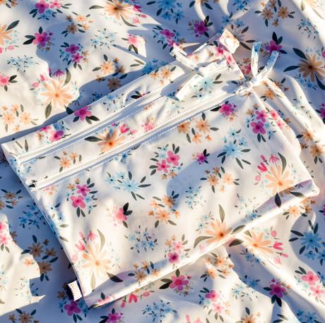 Pastel Floral - Waterproof Wet Bag (For mealtime, on-the-go, and more!) - WERONE