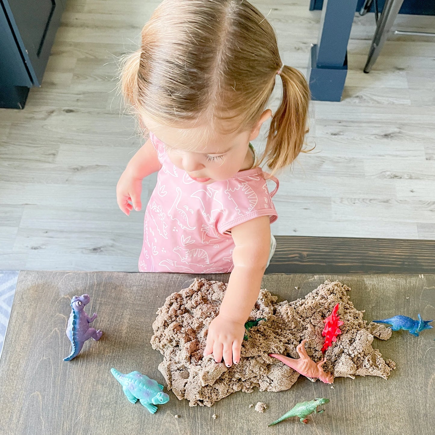 Dino Friends Blush Bapron