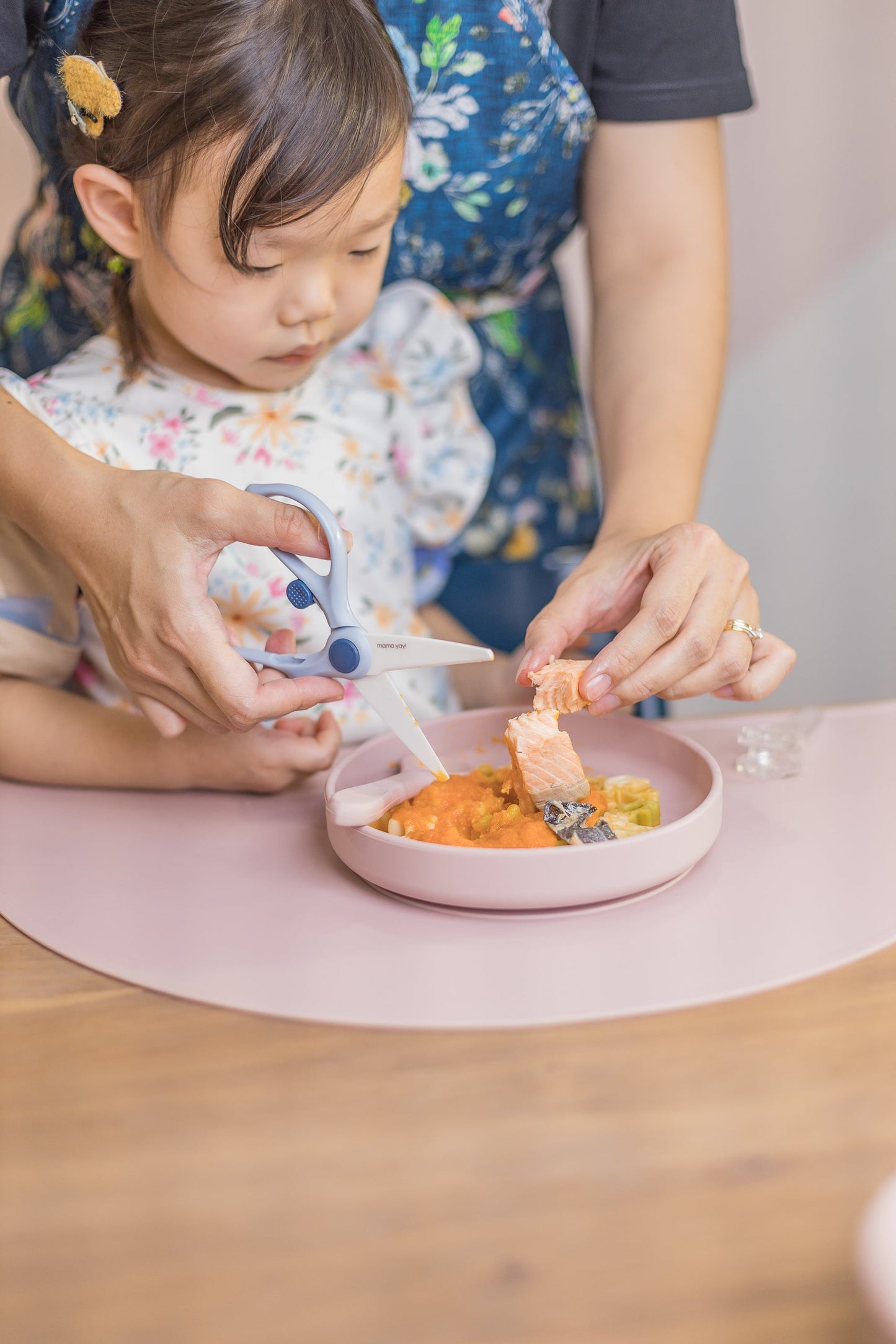 YAY Scissors - Premium Ceramic Scissors for kid's food