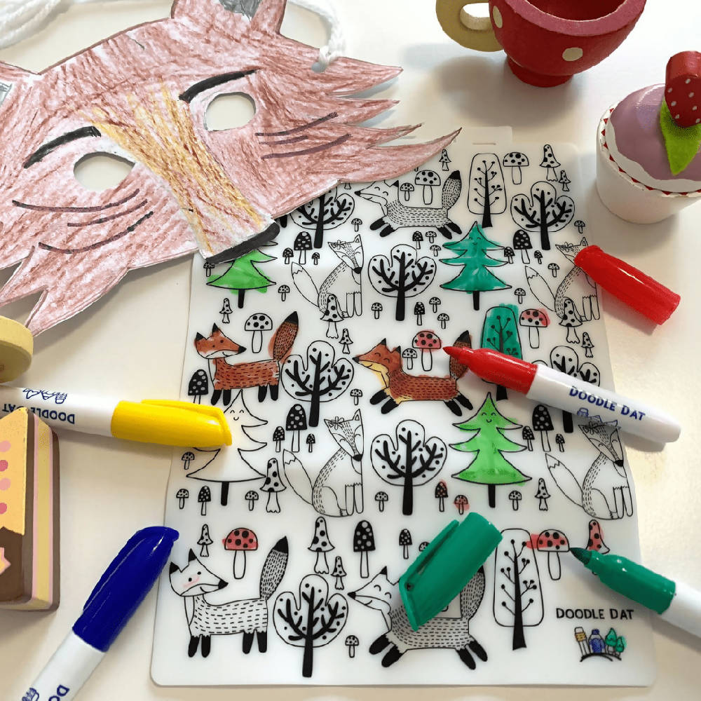 Doodle Dat Reusable Silicone Colouring mat by Erda Ally 20x15cm + Dry Erase Markers - WERONE