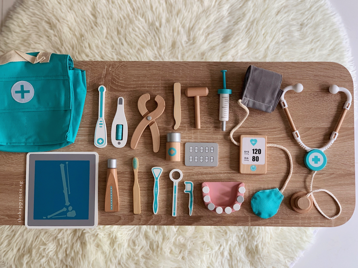 Wooden Doctor/Dentist Play Kit - WERONE