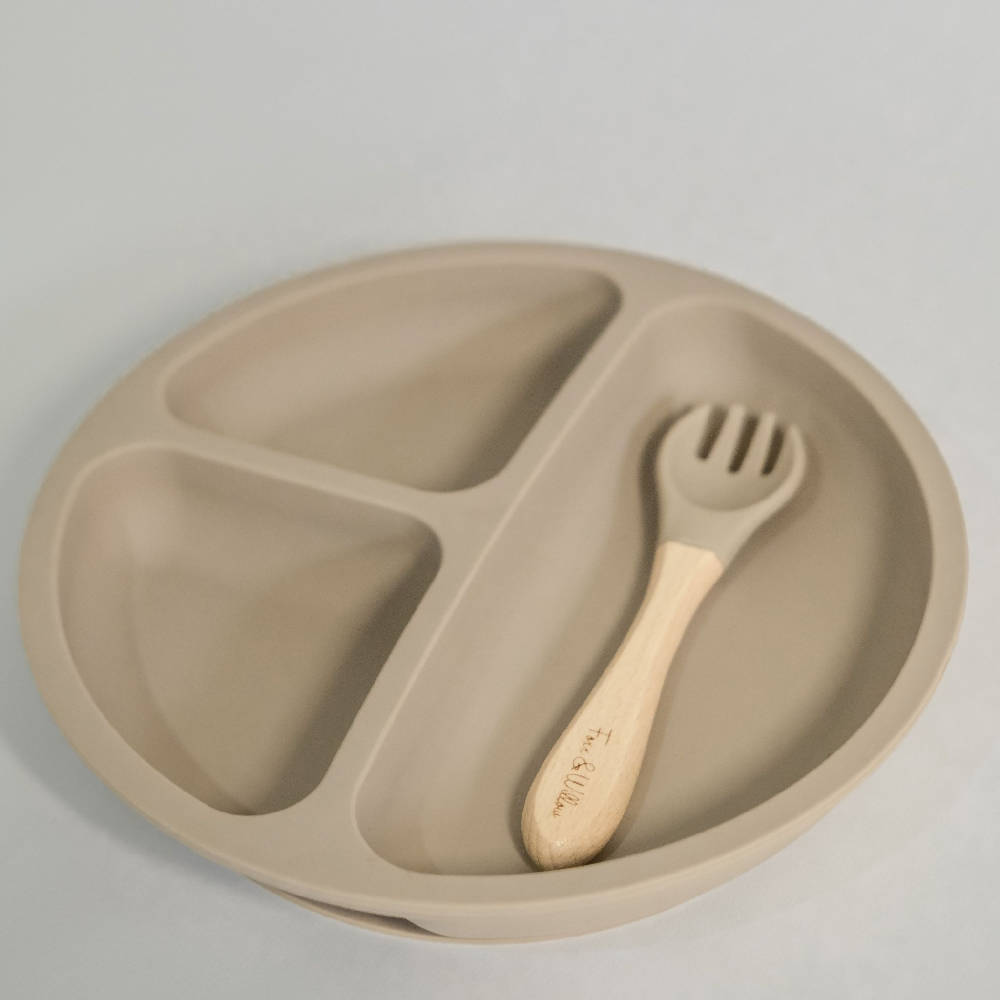 Foxx and Willow Plate + Fork - WERONE