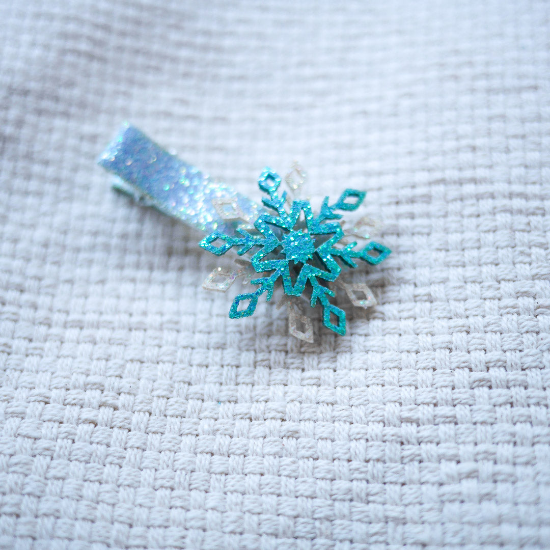 Glittery Snowflake Hairpin - WERONE